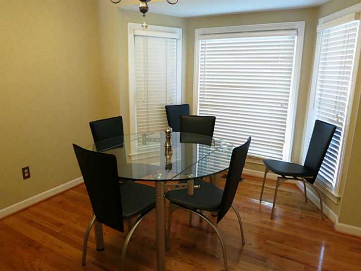 1352 Sheffield Glen Way Ne, Atlanta, GA 30329