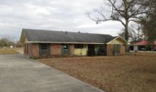 12152 Oakline Acres Saint Amant, LA 70774