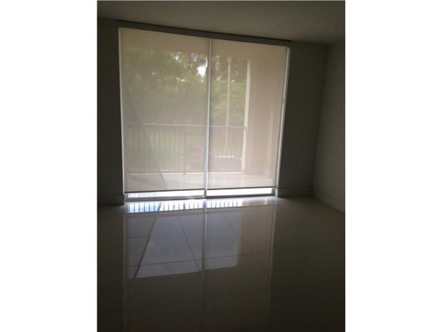 4540 NW 107 AV # 203-11, Miami, FL 33178