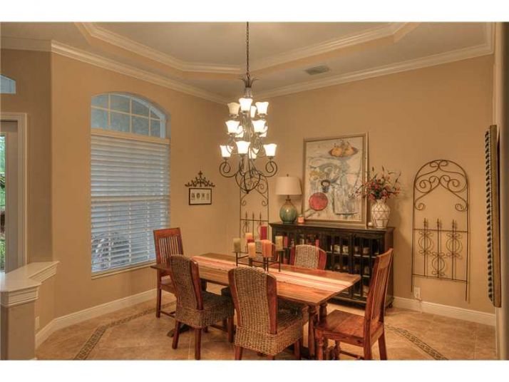 27022 LAUREL CHASE LN, Wesley Chapel, FL 33544