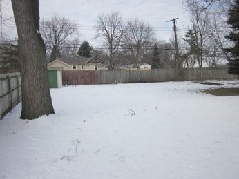 129 N 30th St, Battle Creek, MI 49015