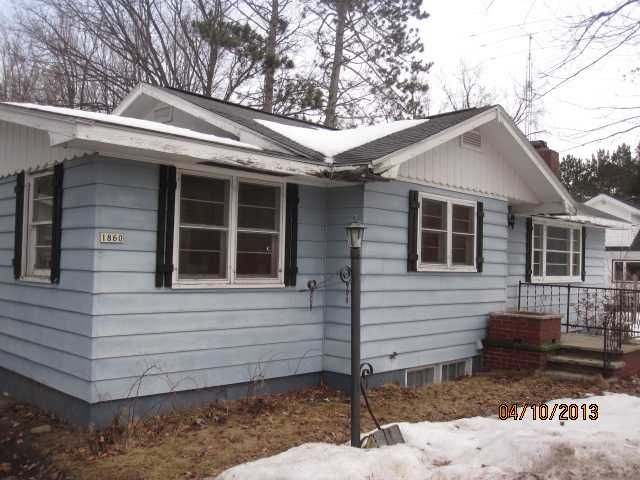 1860 River St, Rhinelander, WI 54501