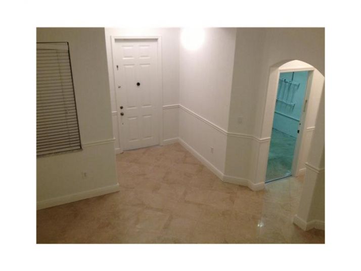 7712 NW 116 PL # 7712, Miami, FL 33178