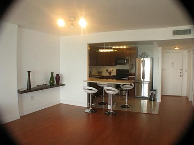 2801 NE 183 ST # 2015W, North Miami Beach, FL 33160
