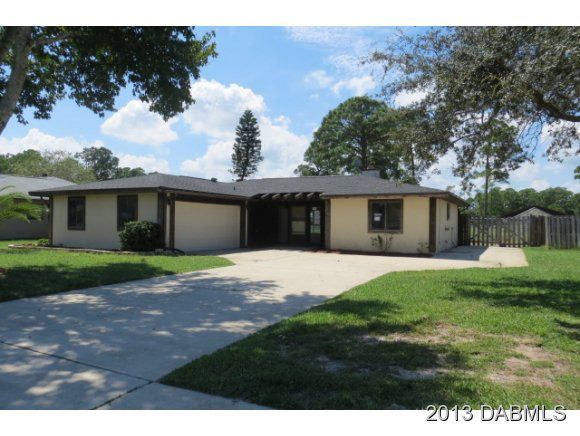 5828 Westport Dr, Port Orange, FL 32127