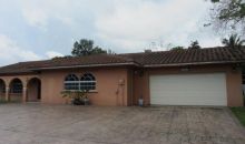 19320 St Andrews Dr Hialeah, FL 33015