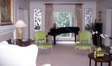 2767 Peachtree Road Ne Atlanta, GA 30305