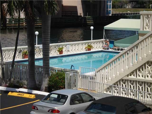 1817 S OCEAN DR # 219, Hallandale, FL 33009