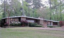 4009 Pinewood Drive Jackson, MS 39211