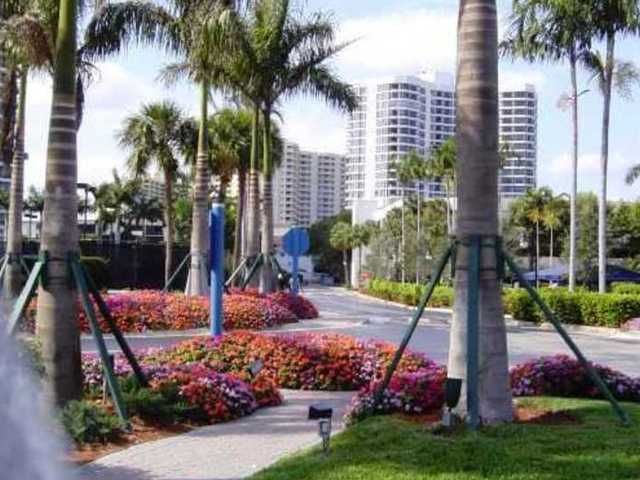 3600 MYSTIC POINTE DR # 1904, Miami, FL 33180