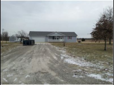 2258 W County Line Road, Brighton, IL 62012