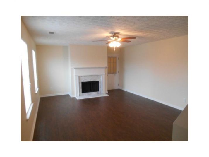 2671 Holly Berry Drive, Ellenwood, GA 30294