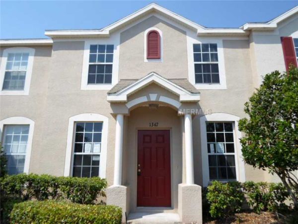 1347 LYONSHIRE DR, Wesley Chapel, FL 33543