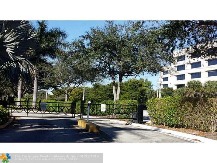 771 N Pine Island Rd # 303, Fort Lauderdale, FL 33324