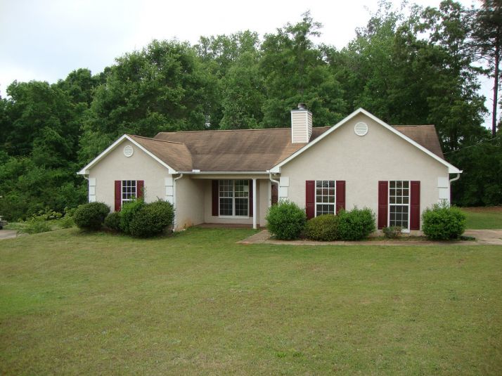 1256 County Road 455, Lanett, AL 36863