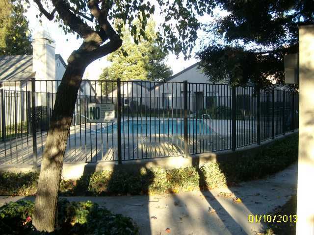 1115 Cedar Creek Dr Apt 32, Modesto, CA 95355