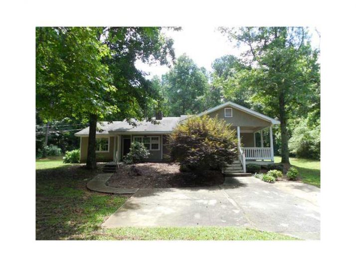 810 Starrsville Road, Covington, GA 30014
