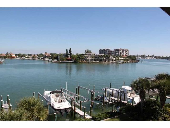 10077 Gulf Blvd, Saint Petersburg, FL 33706