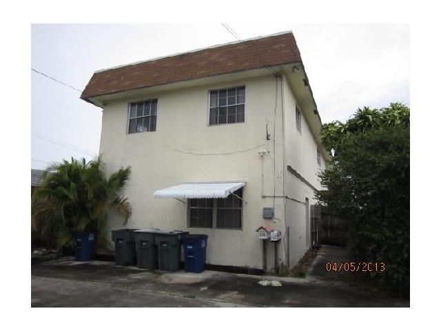 114 Sw 6th St, Hallandale, FL 33009
