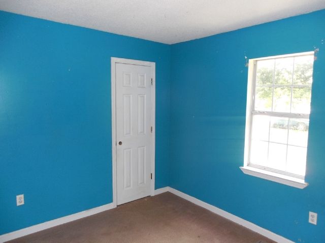 800 E May St, Calhoun, GA 30701