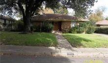 1527  Cove Dr Dallas, TX 75216