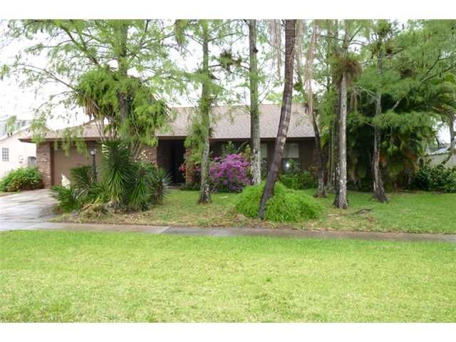 1739 Hollyhock Rd, West Palm Beach, FL 33414