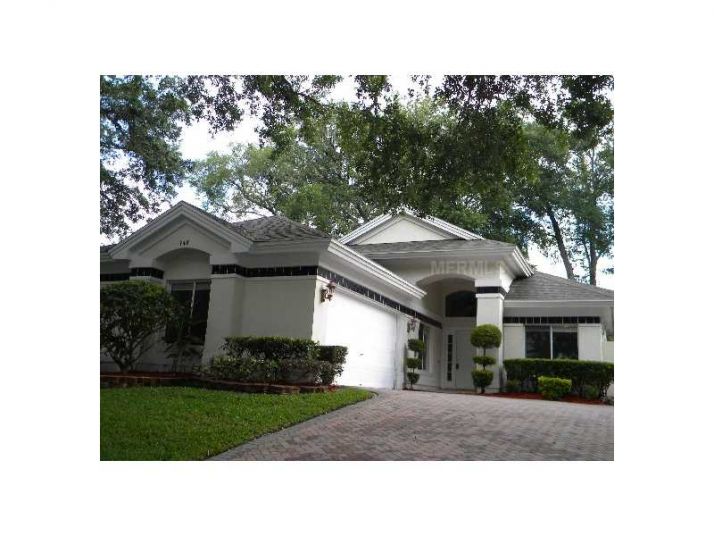 748 Crepe Myrtle Cir, Apopka, FL 32712