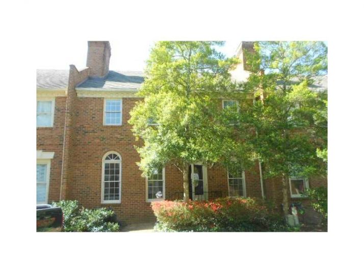 195 Habersham Pl, Fayetteville, GA 30214