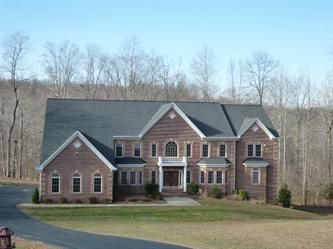 8406  Hickory Hollow Ct, Manassas, VA 20112