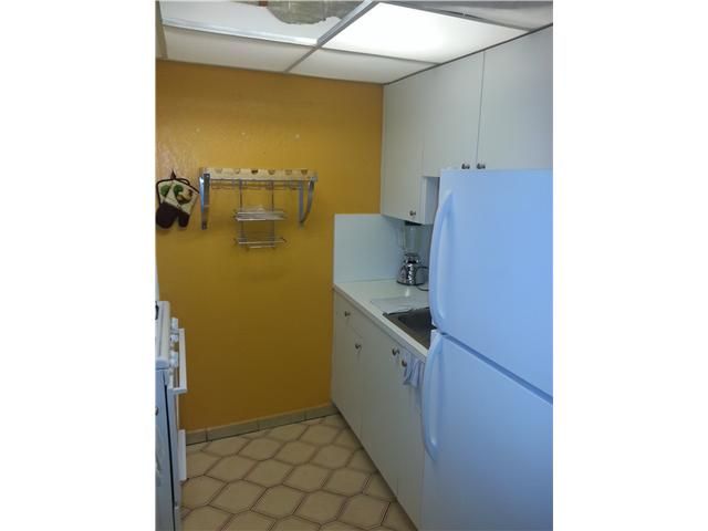1305 W 53 ST # 410, Hialeah, FL 33012