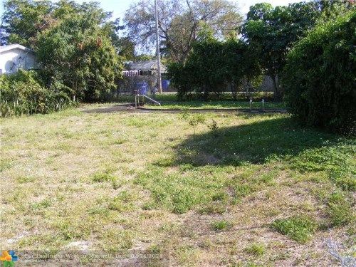 1924 SHERIDAN ST, Hollywood, FL 33020
