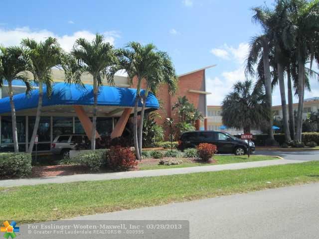26 Diplomat Pkwy # 2259, Hallandale, FL 33009