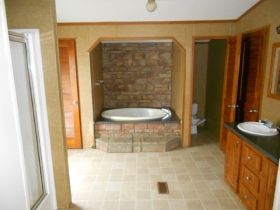 114 Hcr 4254, Itasca, TX 76055