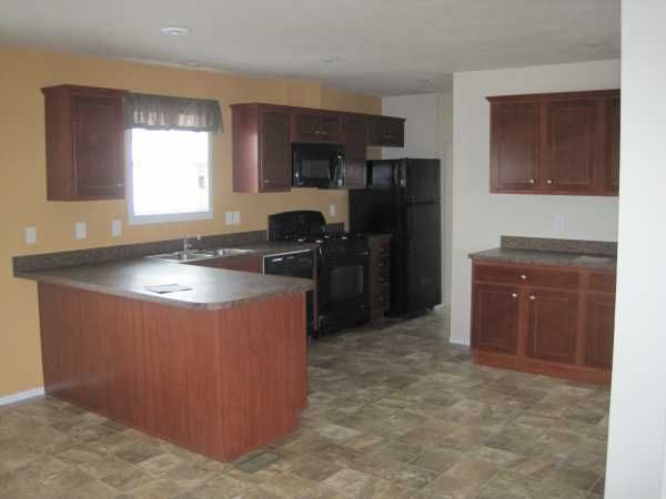4245 W. Jolly Rd. Lot #135, Lansing, MI 48911