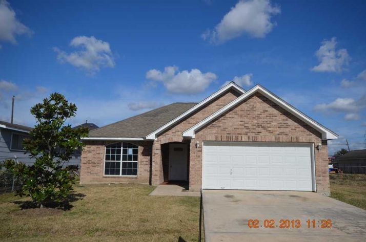 5417 Ricky St, Houston, TX 77033