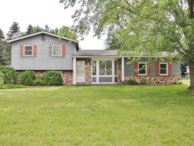7069 Driftwood Cir, Davison, MI 48423