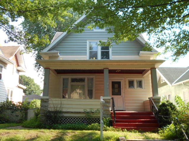 1216 Reaney Ave, Saint Paul, MN 55106