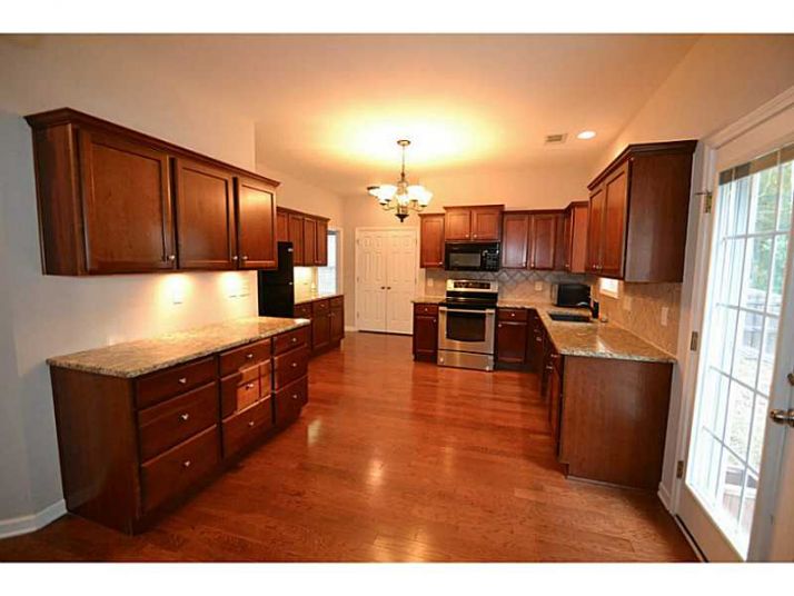 1970 Cooper Lakes Drive, Grayson, GA 30017