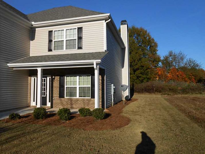3460 Gardenside Drive, Loganville, GA 30052