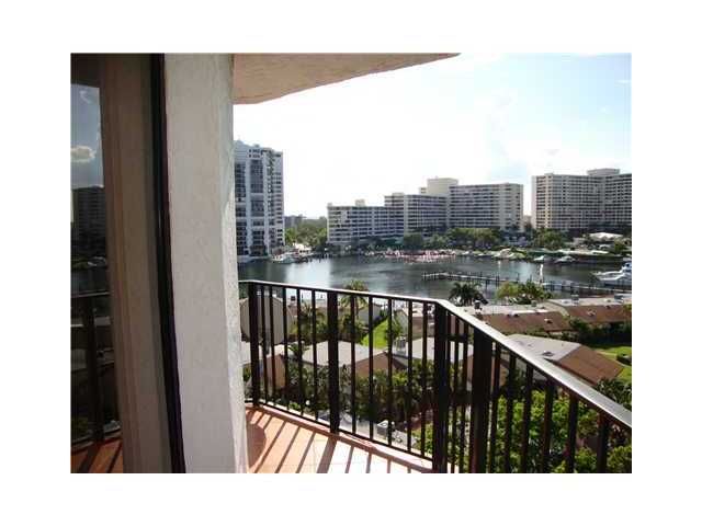 200 LESLIE DR # 831, Hallandale, FL 33009