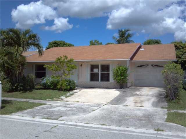 5851 W ITHACA CR, Lake Worth, FL 33463