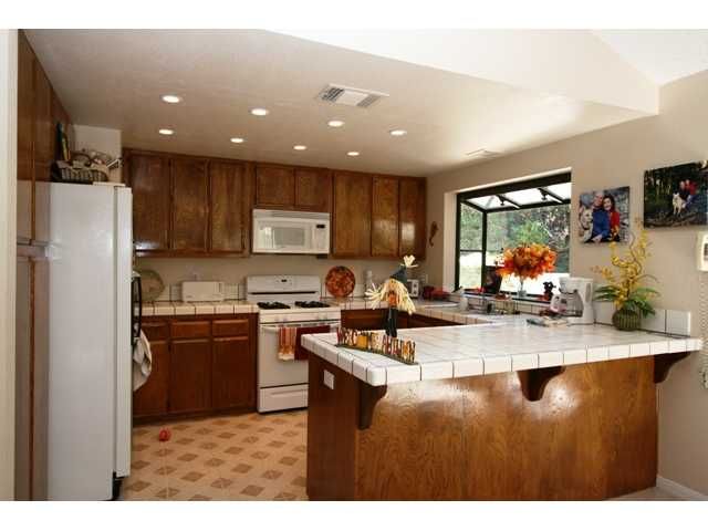 8421 Snow White Drive, El Cajon, CA 92021
