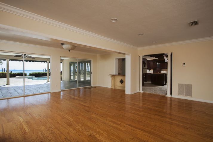 4119 Bayshore Blvd NE, Saint Petersburg, FL 33703