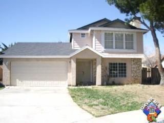 45041 Colleen Dr, Lancaster, CA 93535
