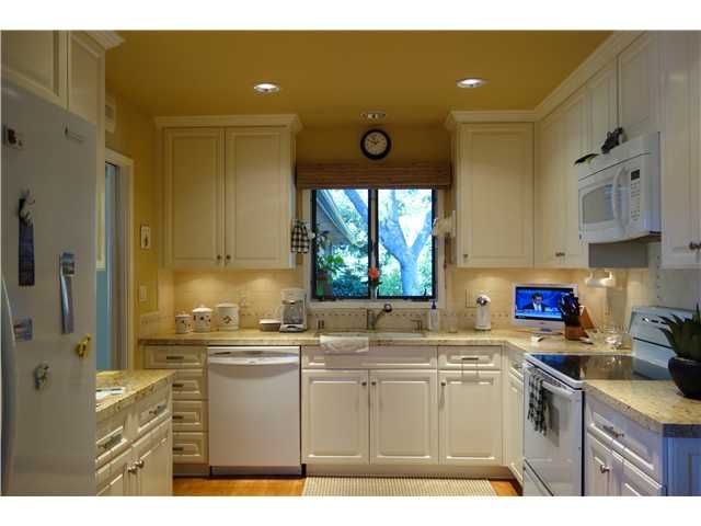 8051 Sterling, El Cajon, CA 92021