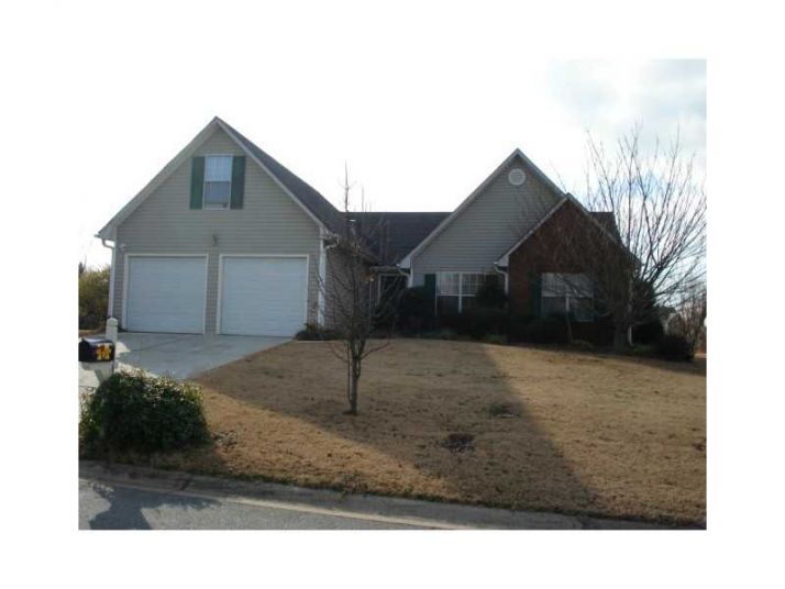 3944 Riverstone Drive, Suwanee, GA 30024