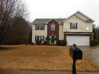 956 Stepp Ct, Loganville, GA 30052