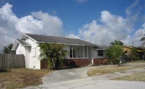 1517 Crestwood Blvd, Lake Worth, FL 33460