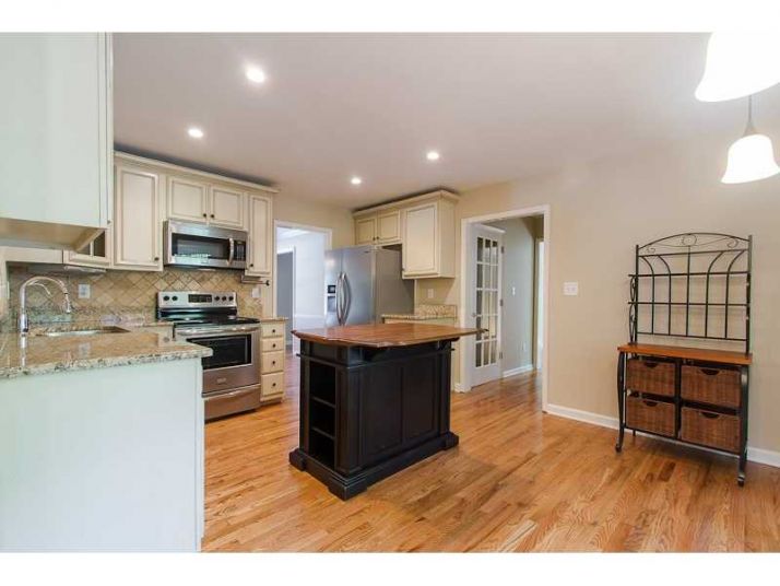 300 Nesbit Lake Court, Atlanta, GA 30350