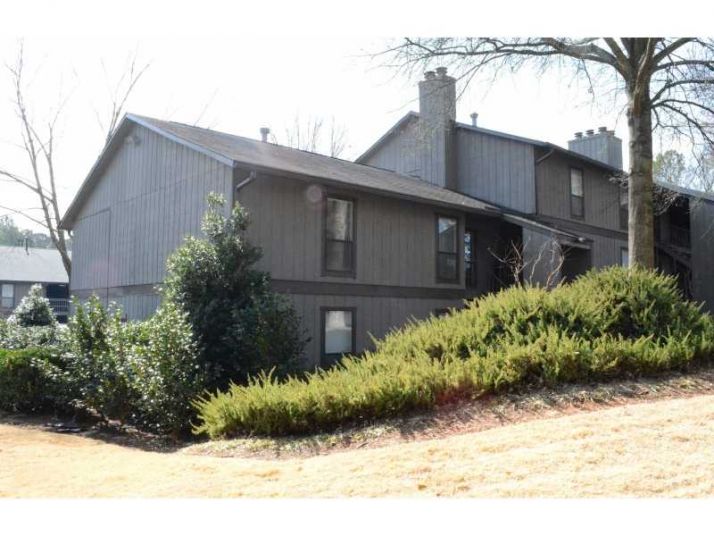 102 Cedar Court Se, Marietta, GA 30067